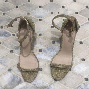 Gold shoes